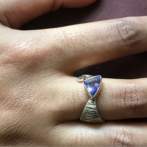 Sterling Silver 14K YG Tanzanite Ring Size 6.5 - Picture 2 of 15